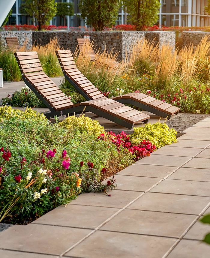 Senior-citizen-seating-area.webp